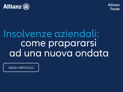 Due imprenditori passeggiano nel distretto finanziario della città