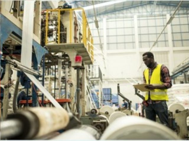 industrial-worker-using-a-tablet-to-monitor