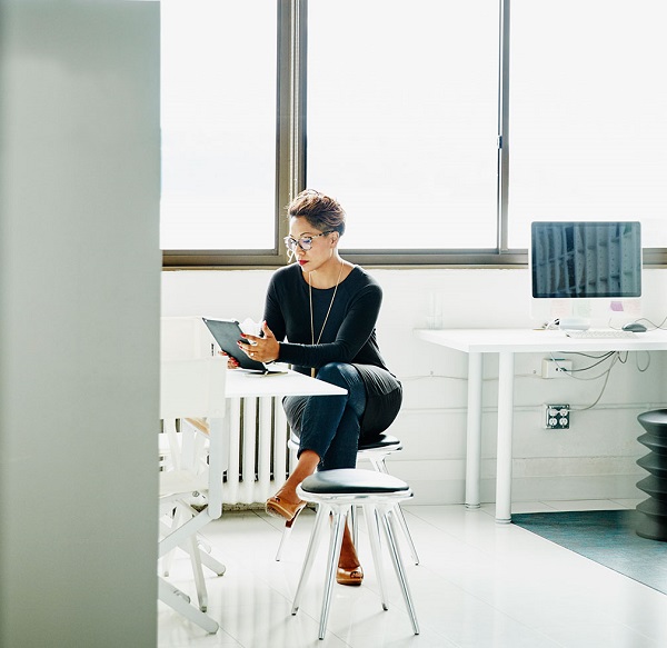 woman with tablet
