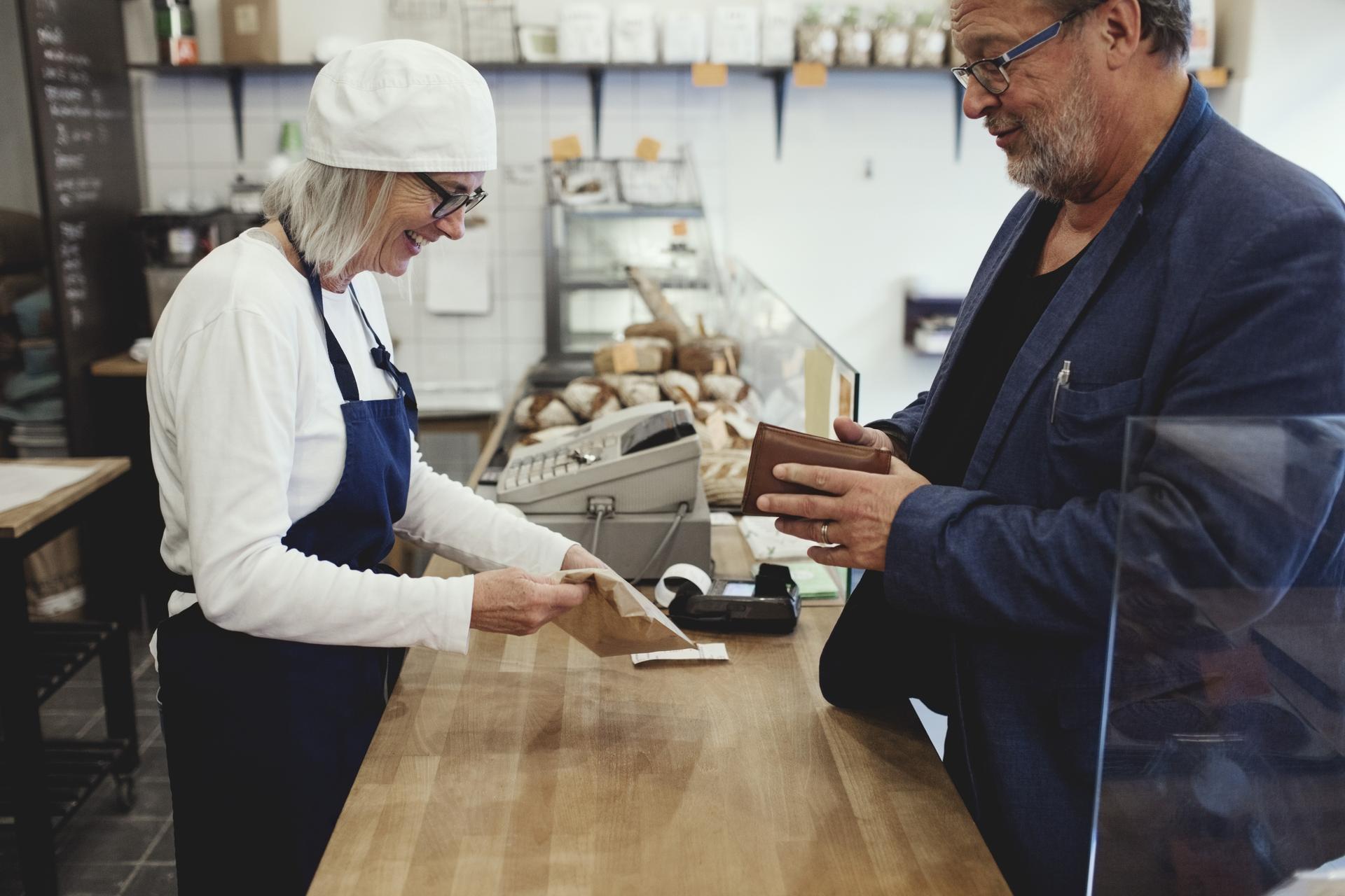 check-out-in-bakery