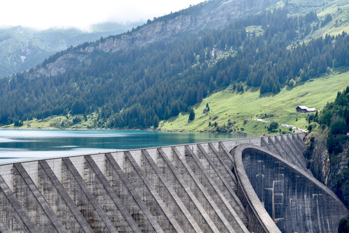 hydroelectric dam