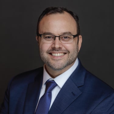 Tom Shochat Headshot