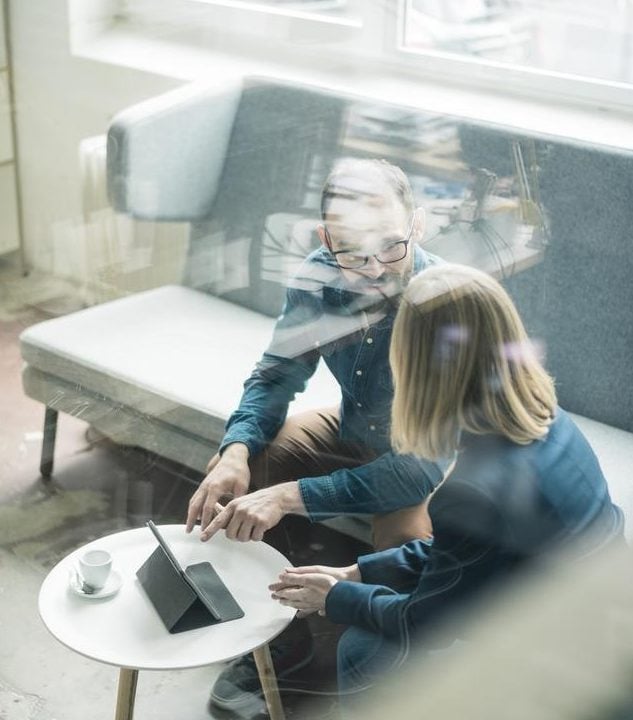 Asiantuntemuksemme ja sitoutumisemme