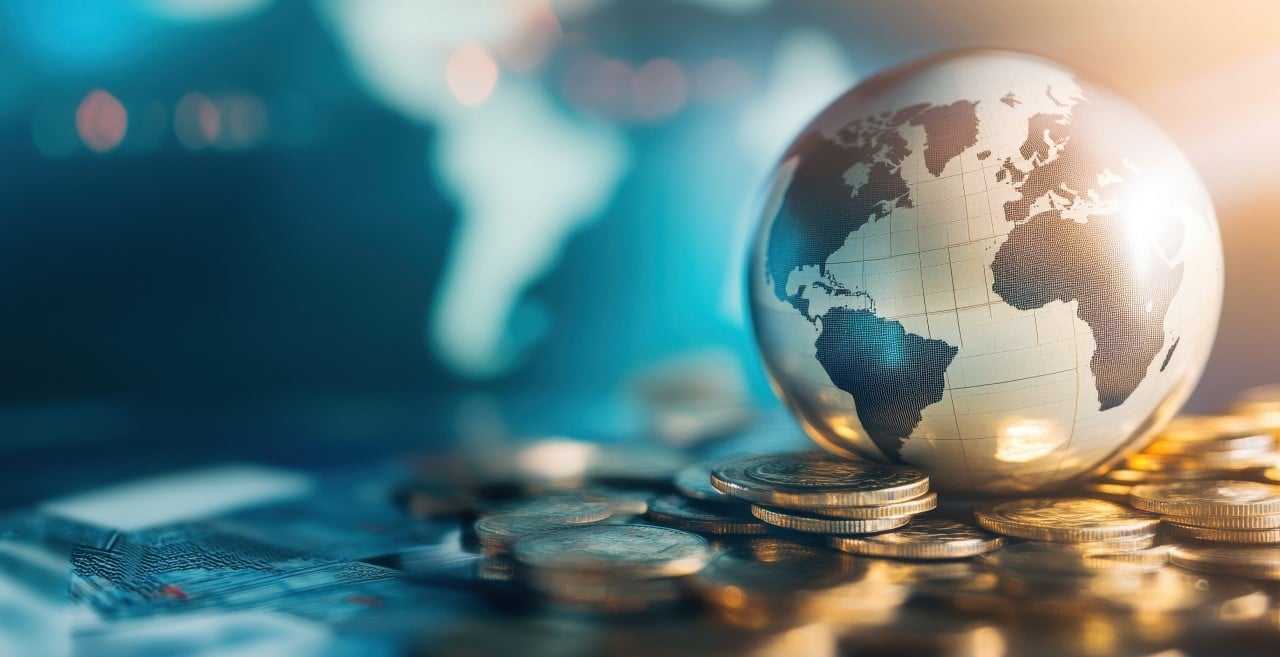 globe-terrestre-pieces-de monnaie