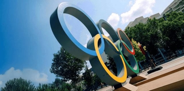 logo-dei-giochi-olimpici-e-paralimpici
