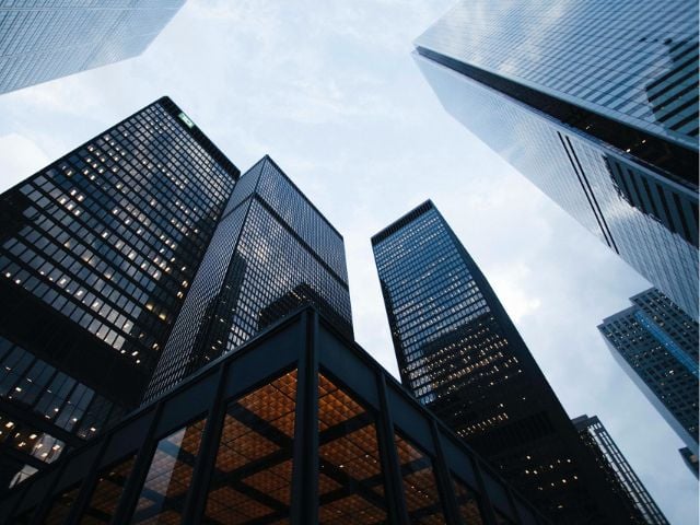 Grattacieli visti dal basso