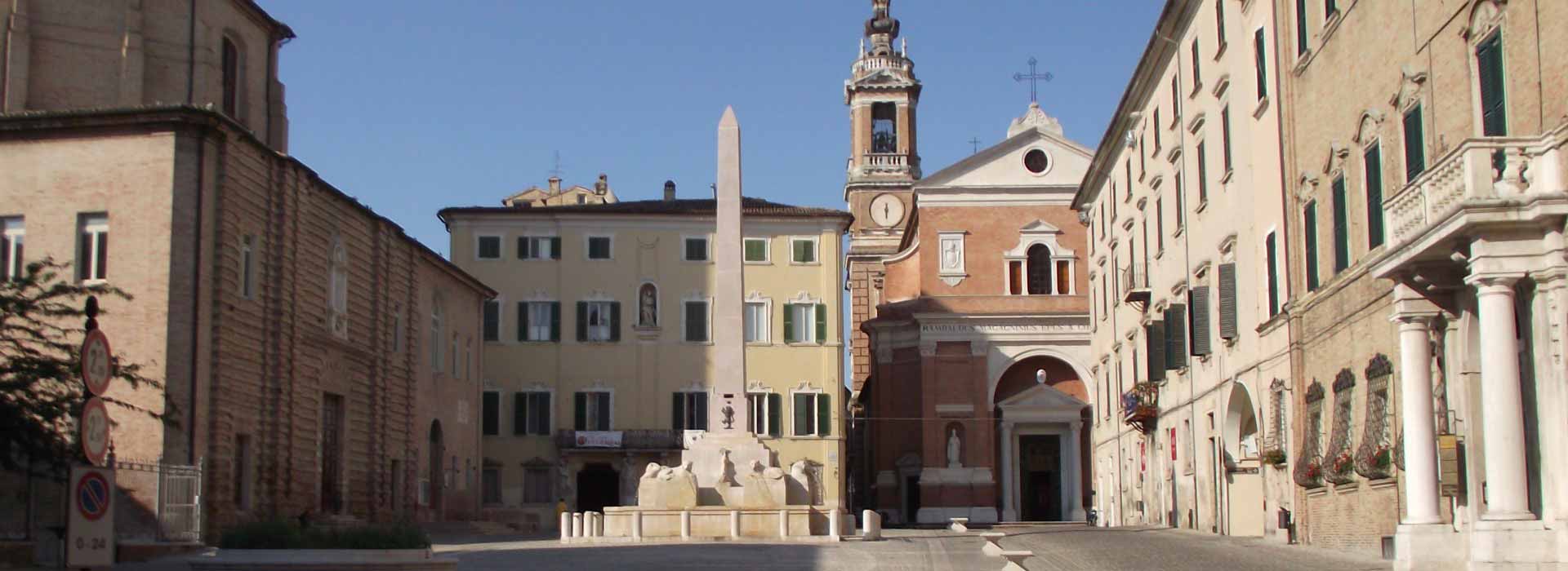 Piazza Federico II a Jesi