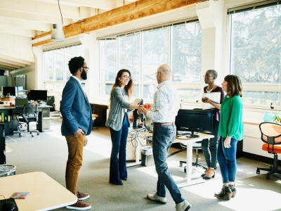 Un team di progetto si presenta al cliente