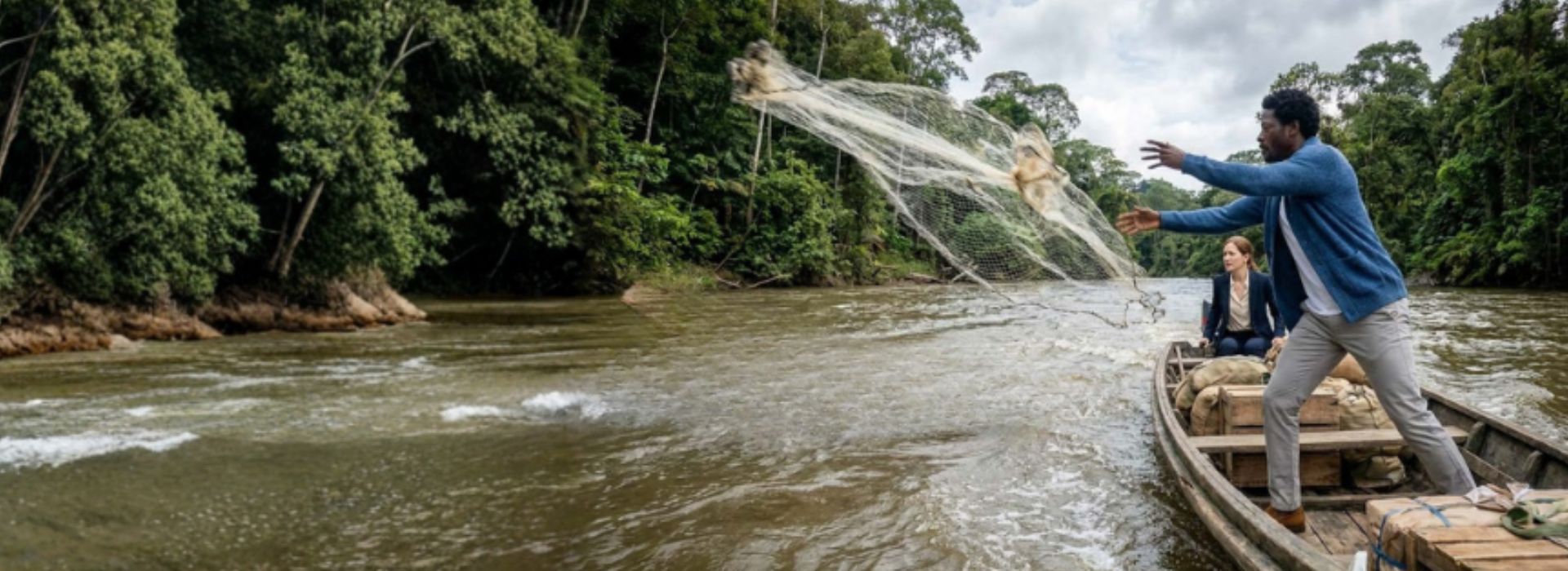 Persone che pescano nel fiume