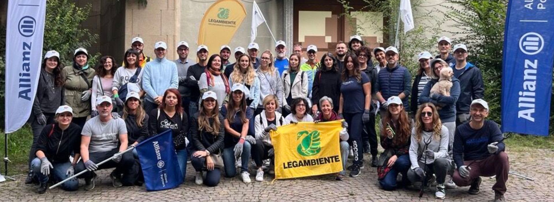 Foto di gruppo del World Cleanup Day 2024