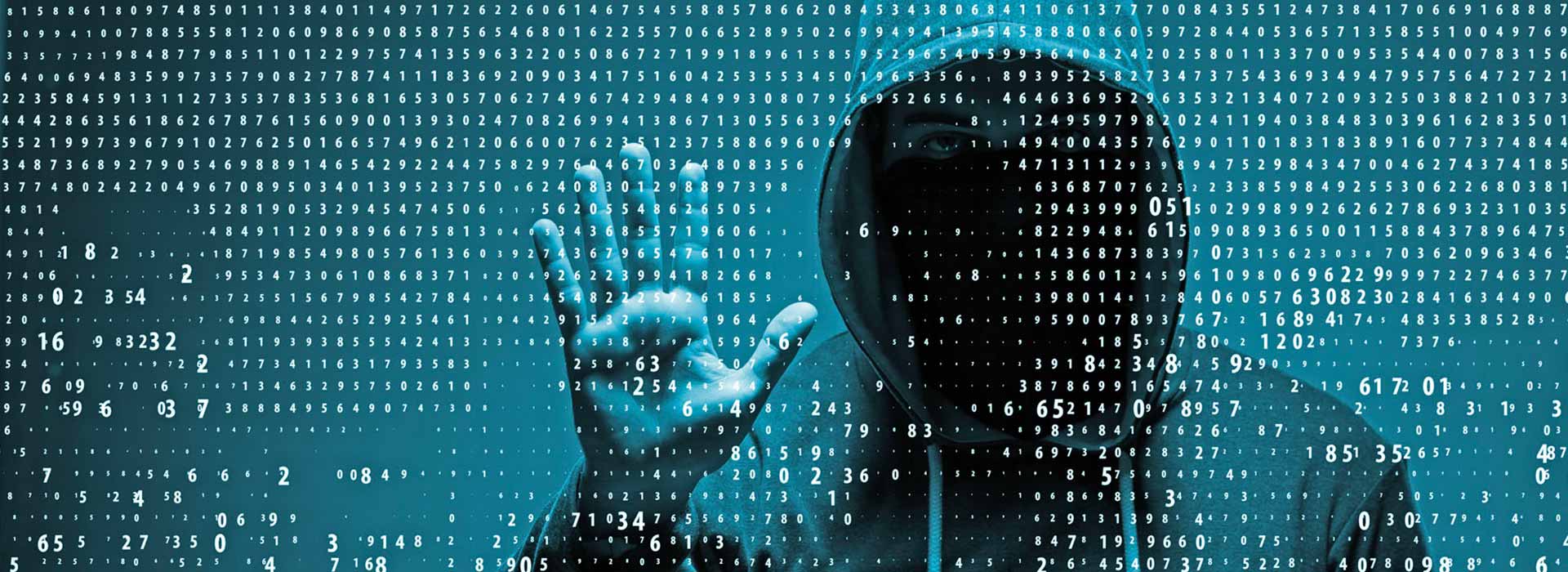 Immagine di un hacker con il volto nascosto