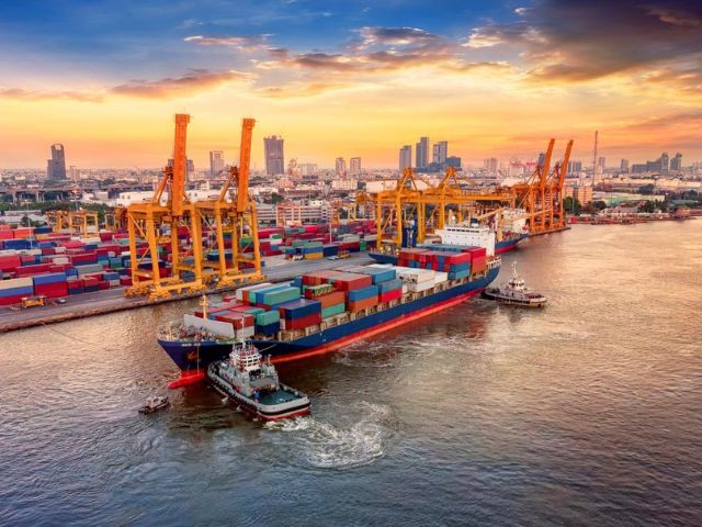 Trasporto marittimo: container e le catene di approvvigionamento 