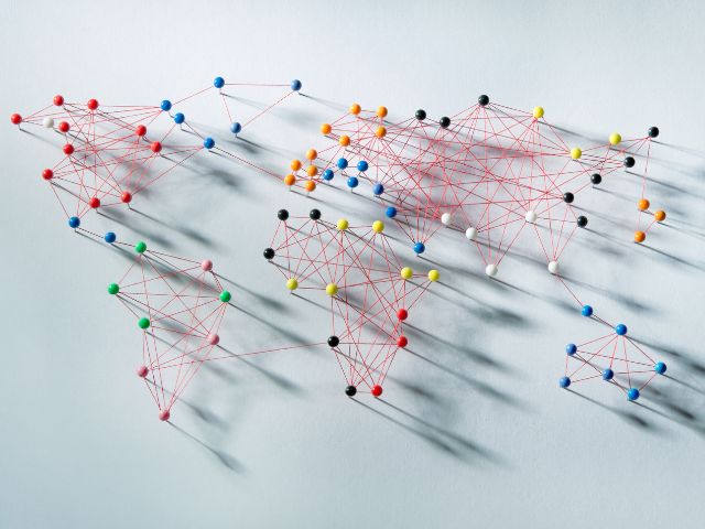 Globalizzazione 2.0: gli Stati Uniti e l'UE possono davvero allontanarsi dalla Cina? 