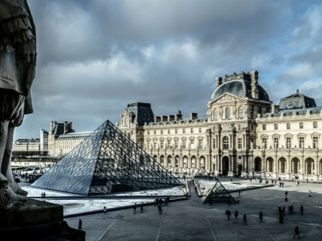 tasse-alte-societa-francesi