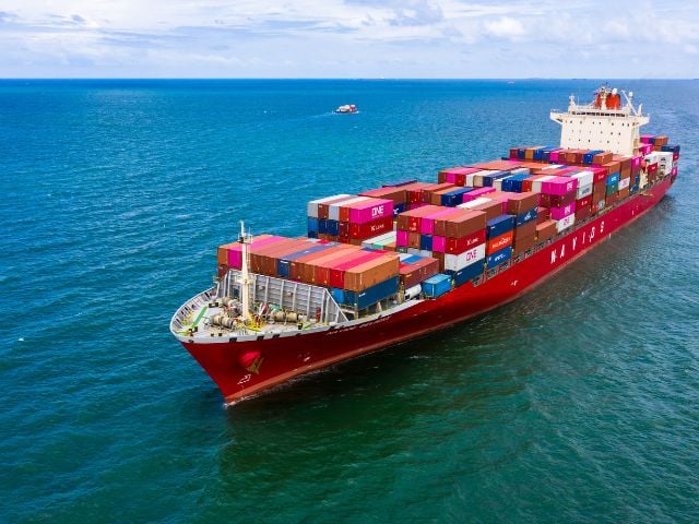 Grande nave portacontainer