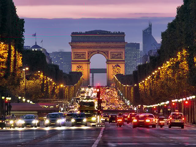 Avenue des Champs-Élysées a Parigi, in Francia