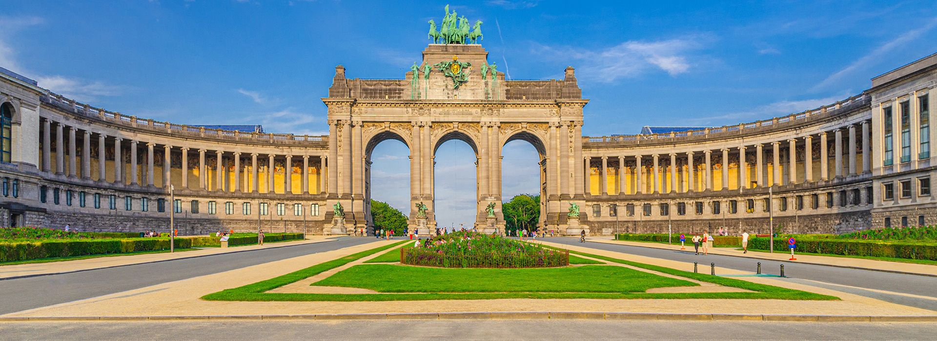 Arcata del Cinquantenario in stile neoclassico nel Parco del Cinquantenario nel Quartiere Europeo della città di Bruxelles