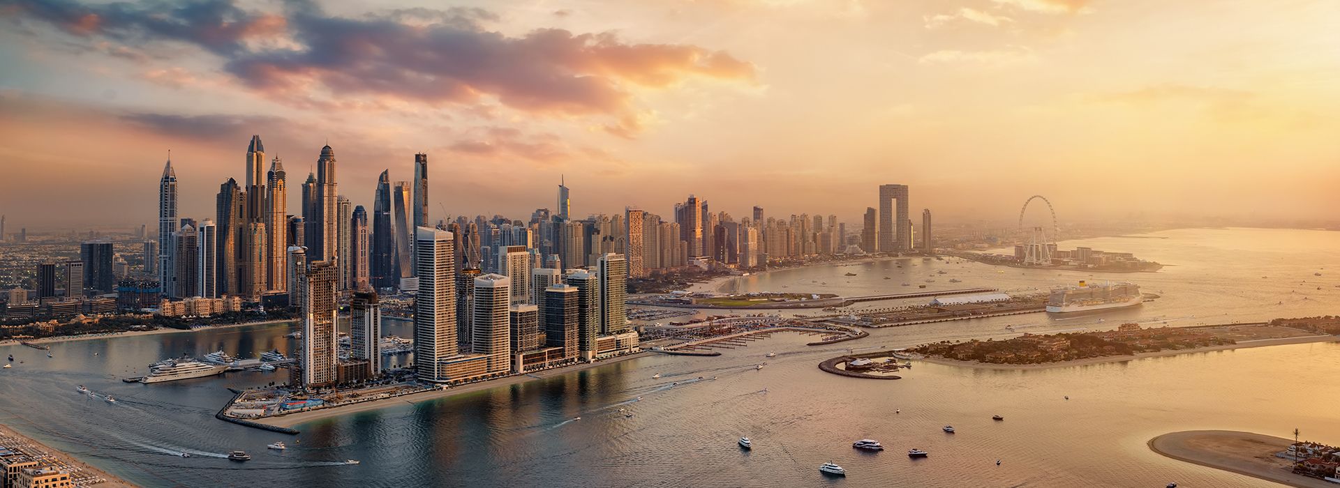 Vista di Dubai, negli Emirati Arabi Uniti