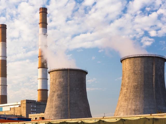 Grande impianto energetico in funzione