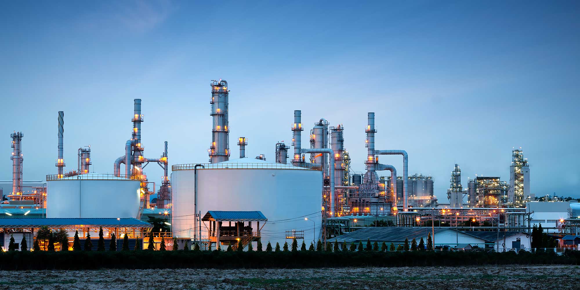 Widok na zakłady produkcyjne