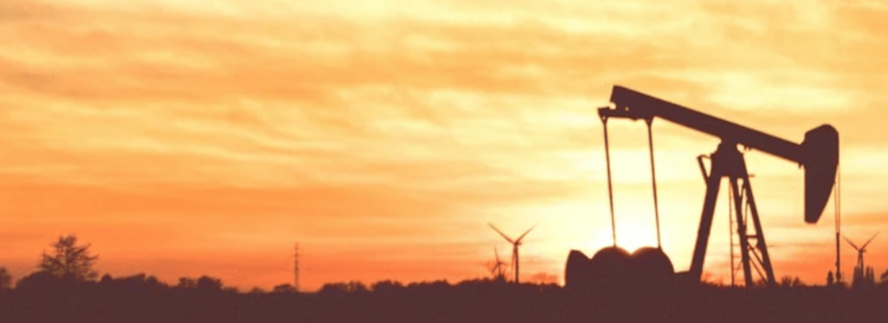 Grua e um por do sol